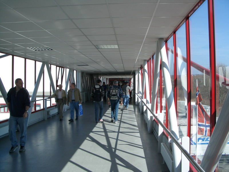 Zwischen den Hallen