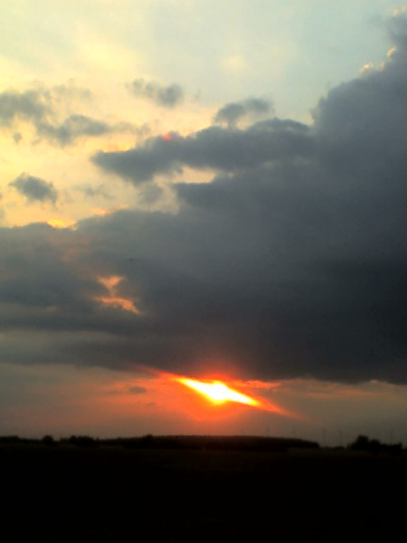 Sonnen- und Wolkenimpressionen in Schmoldow