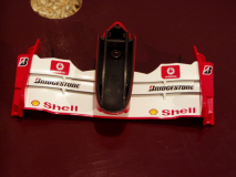 montierter Frontflügel