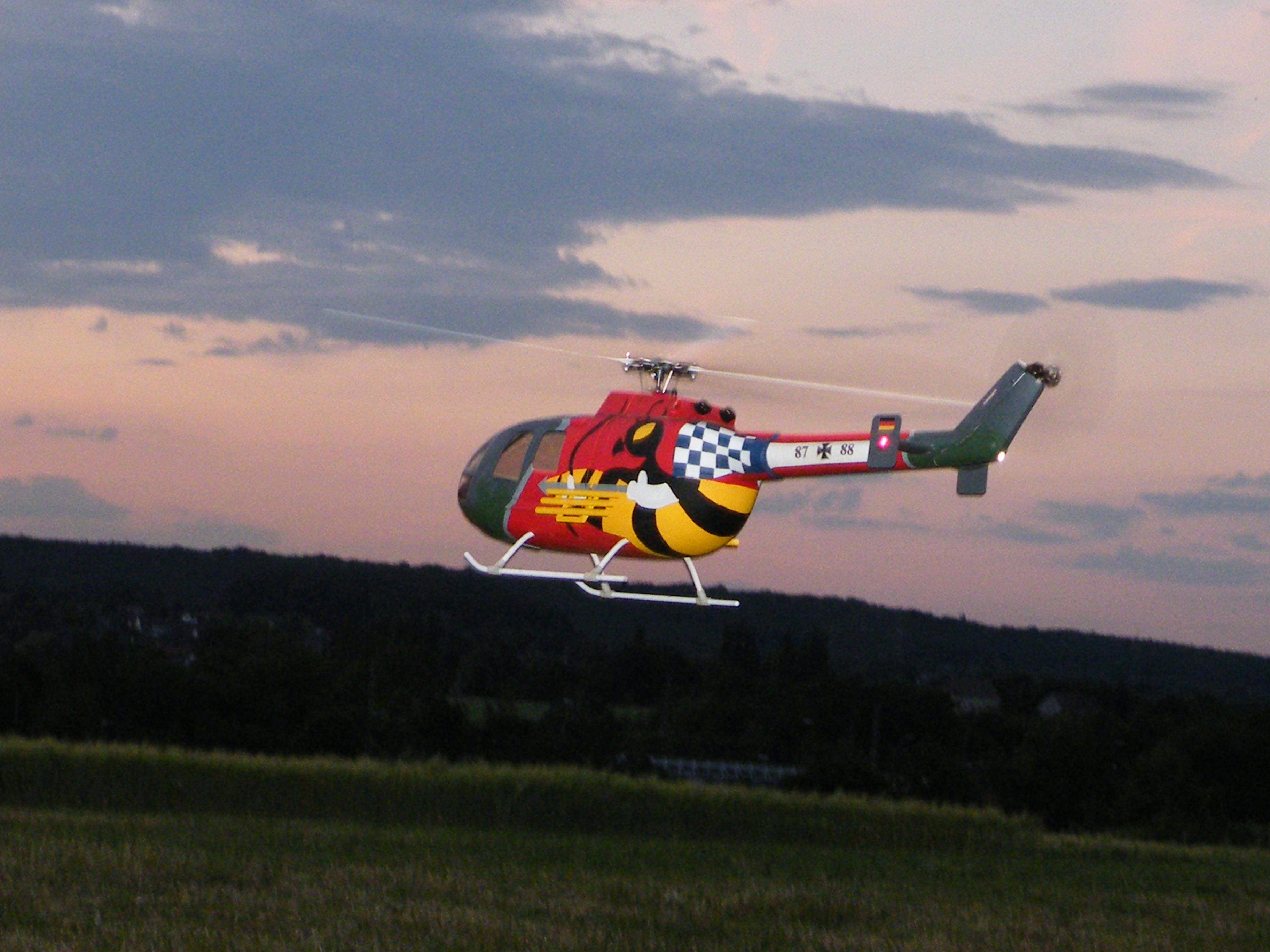 BO105