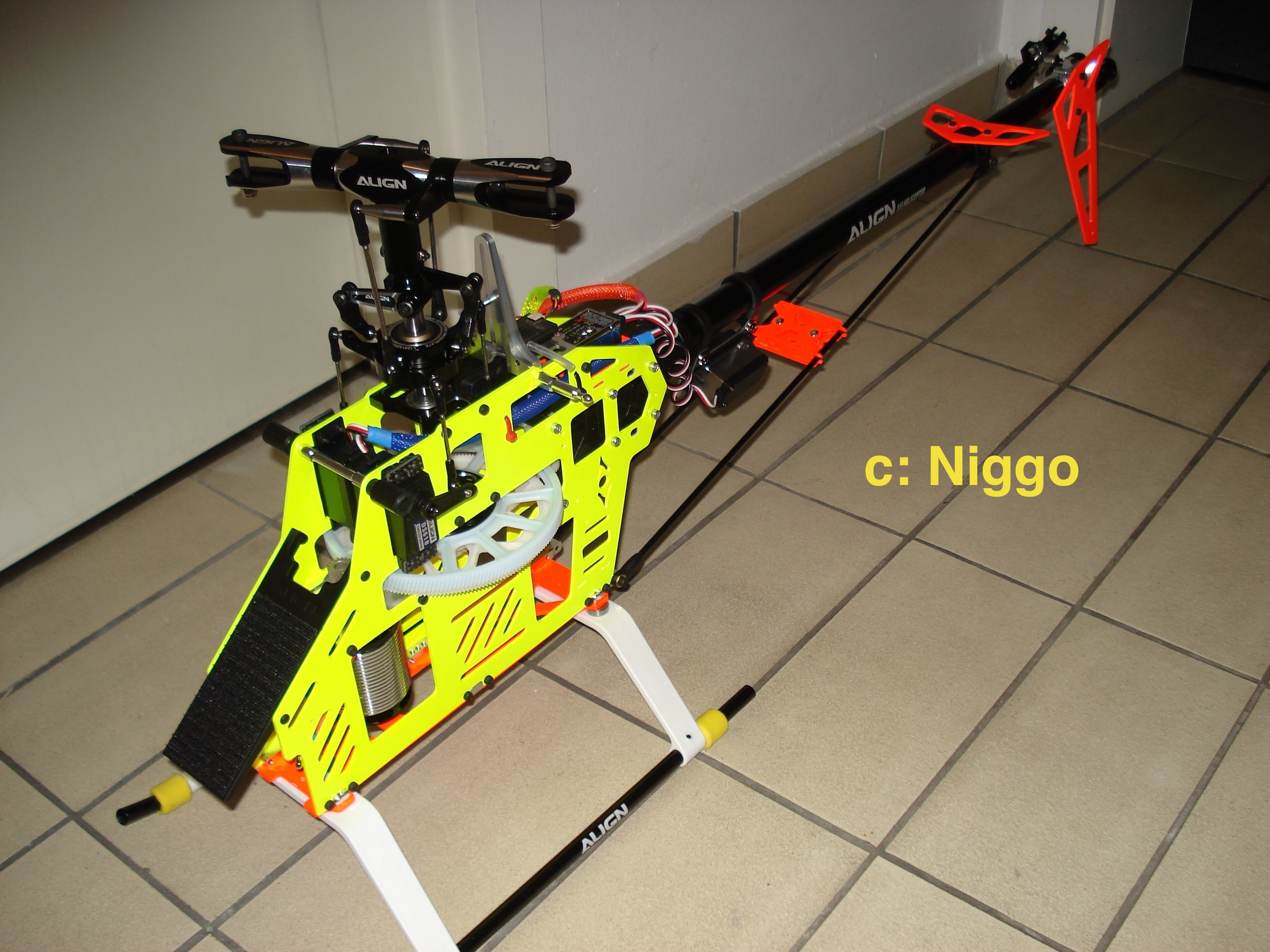 Niggo´s Neon 550er.jpg