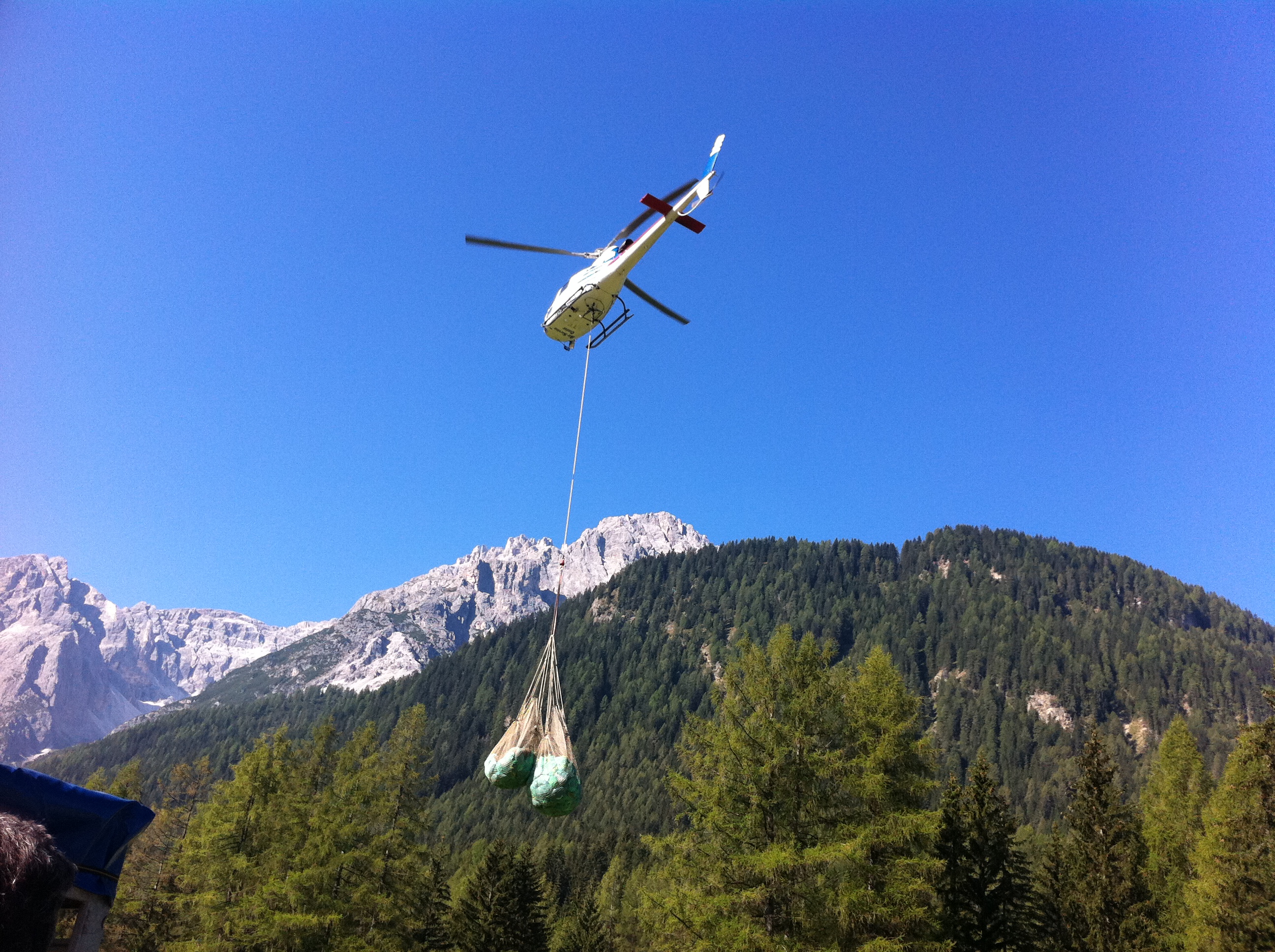 ... ,erste Last wird transportiert, ...