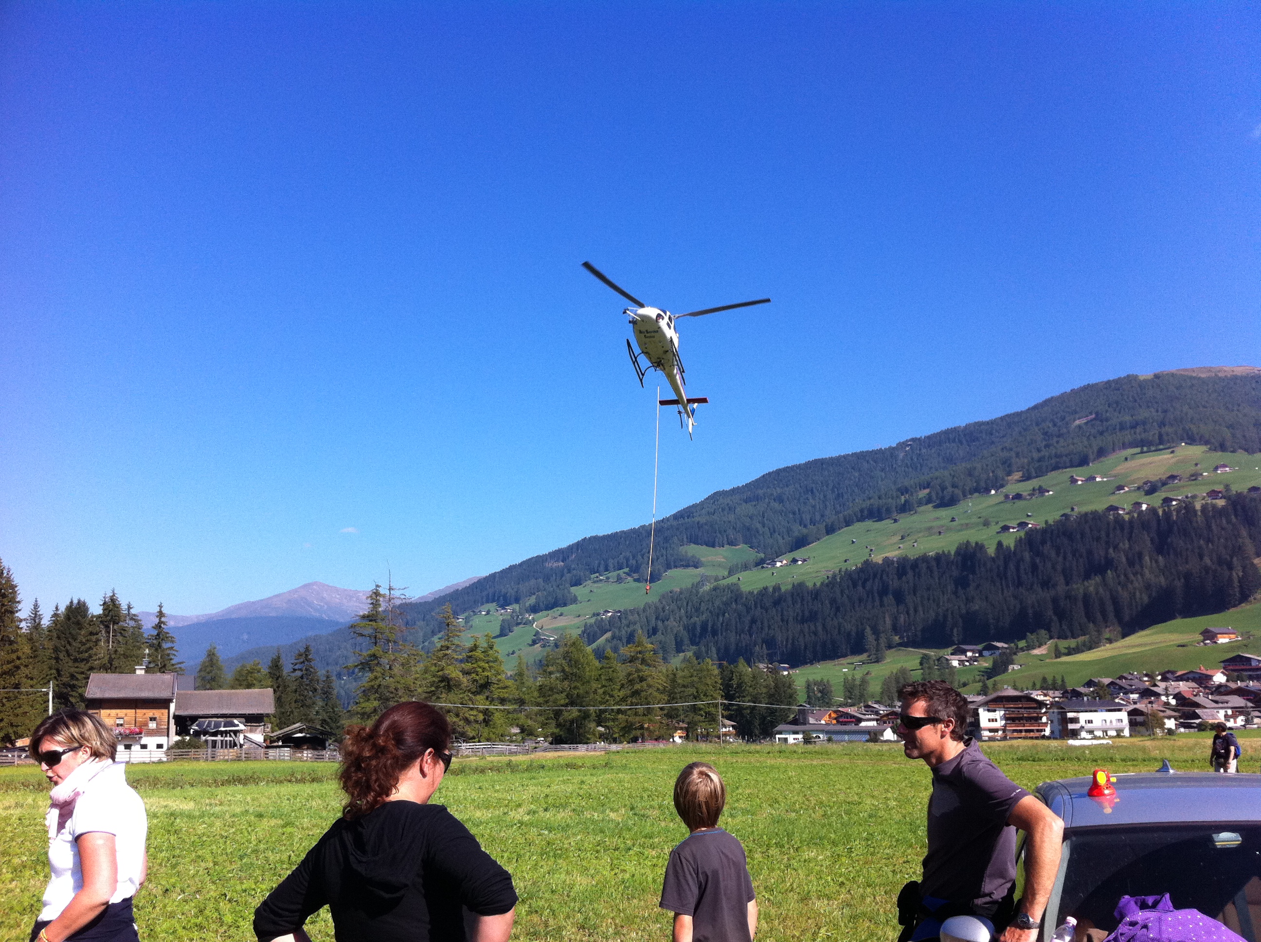 Air Service Center im Anflug, ...