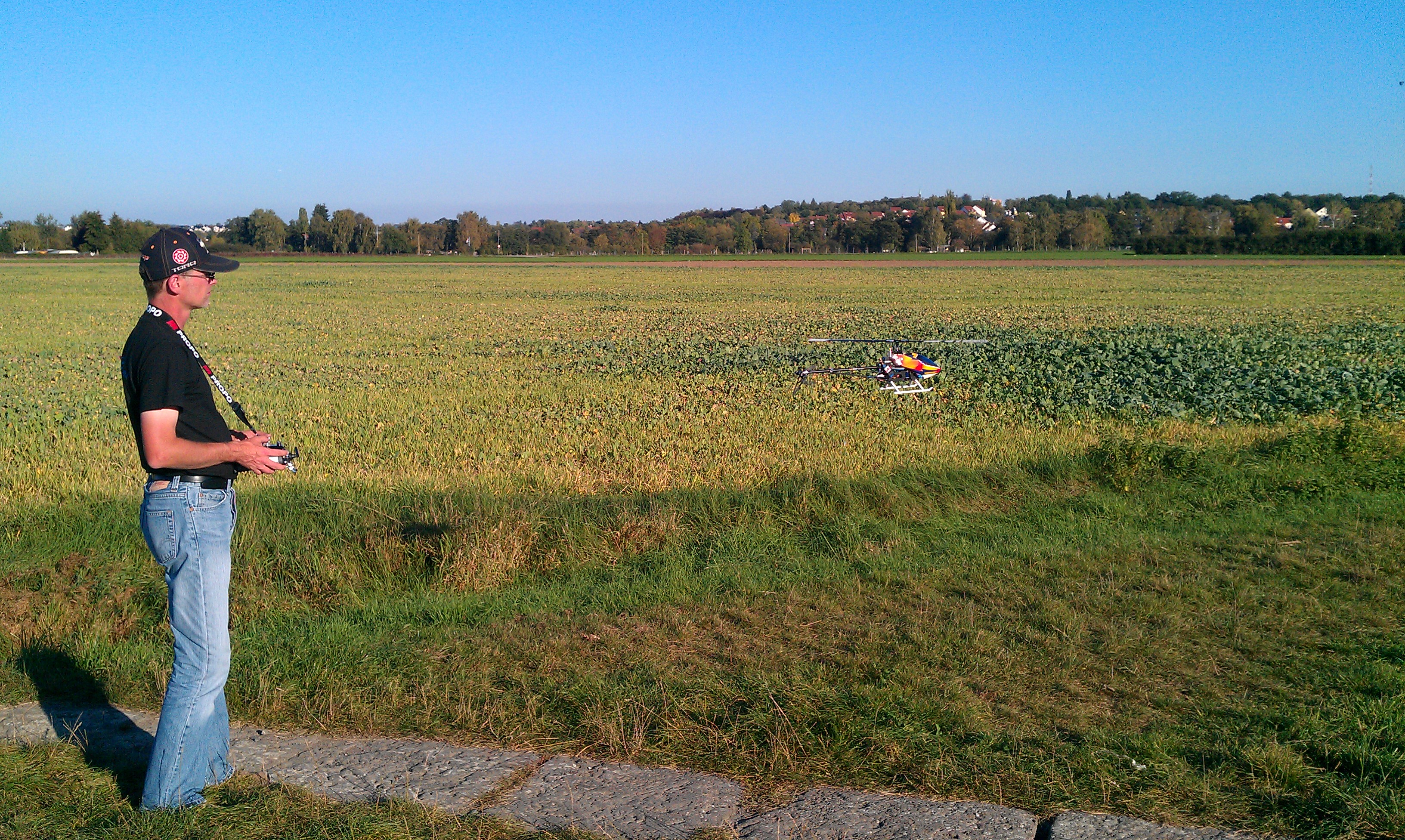 Arnd hat die Wii-Copter zuhause gelassen....Helis stehen ihm besser ;-)