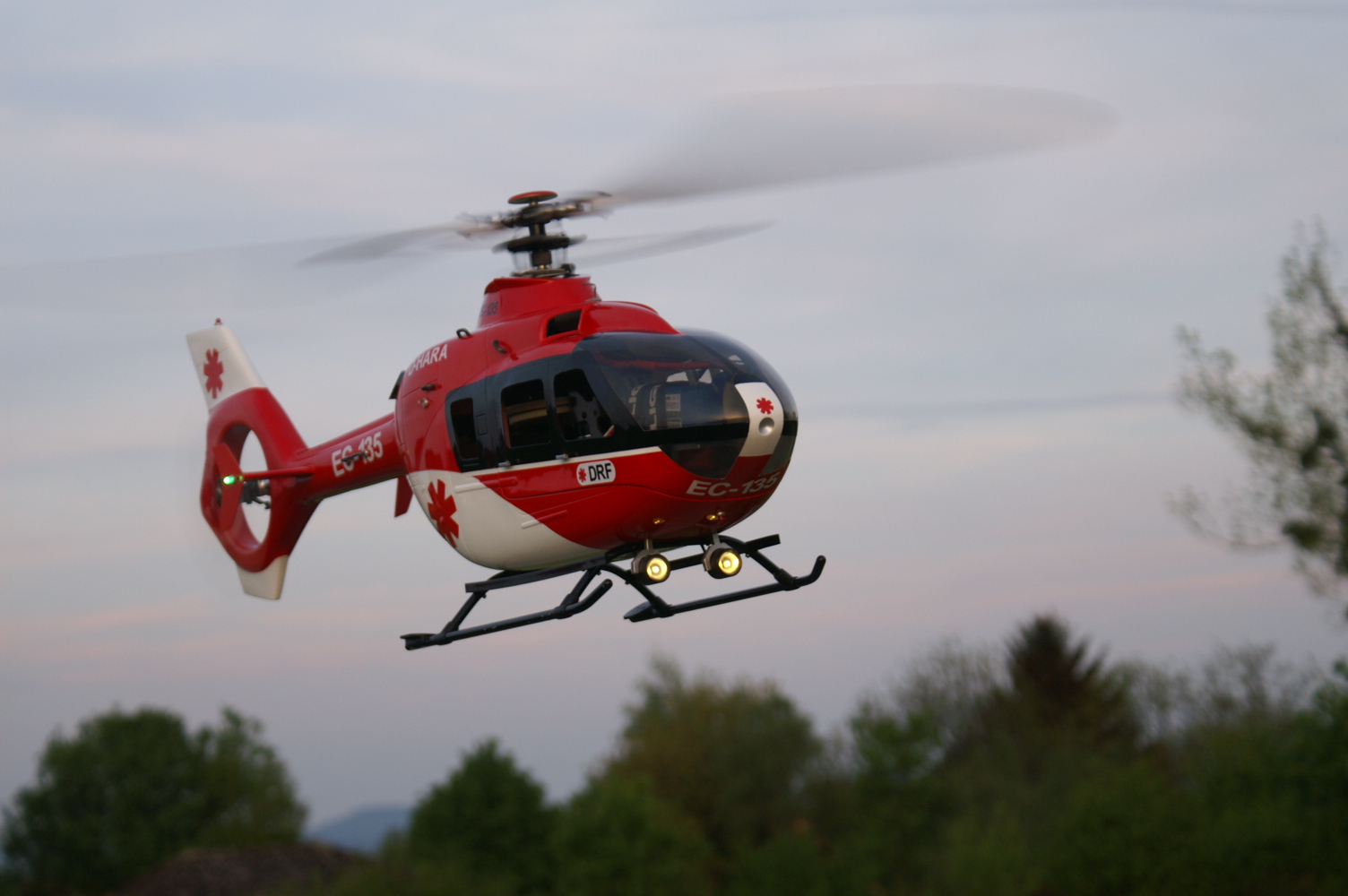 T-Rex 500 EC 135