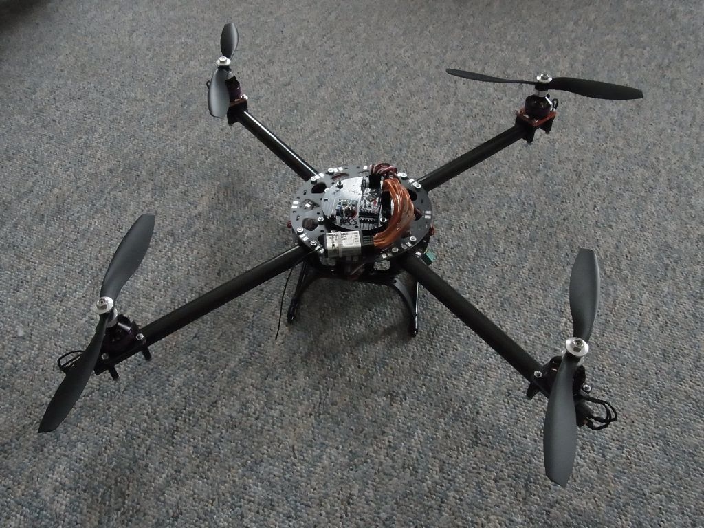 WIICopter mit MPU6050 und Cheese Plate +16 mm Carbon Hacker A20-50S Turnigy Plush 10 A