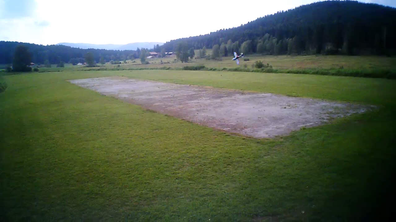 vlcsnap-2012-06-02-20h53m38s44.jpg
