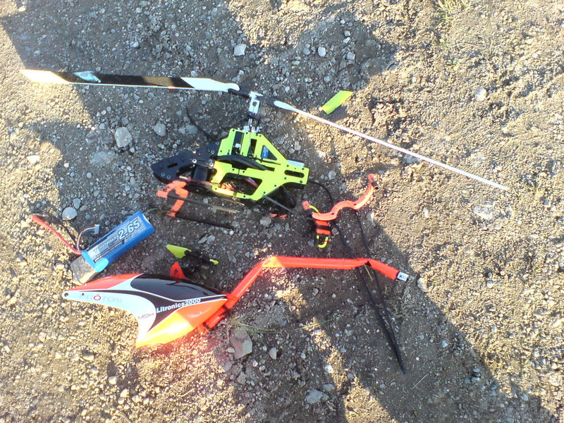 Der Zustand des Heli´s hat hier aber nicht mit schlechter Sichtbarkeit zu tun :-), also daran lag es nicht, sondern am Regler lag es der hat abgeschalten!