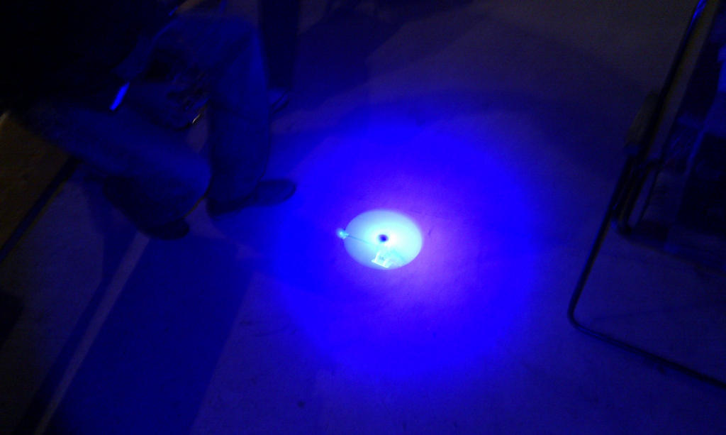 MCPX unter UV.jpg