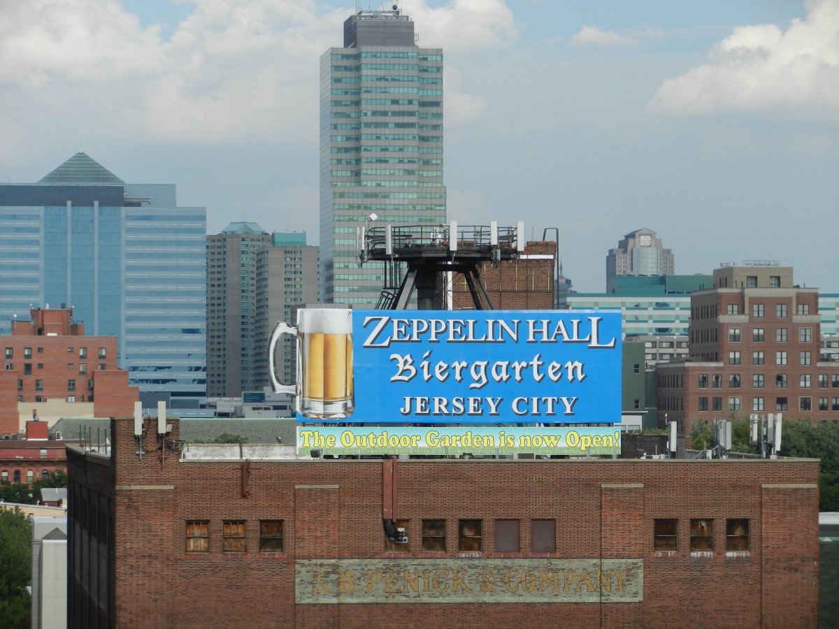 Biergarten_NYC.jpg