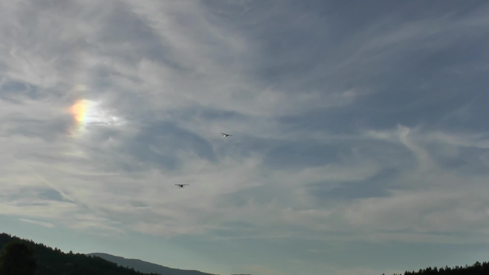 Die Sonne ein gutes Stzück weiter links.