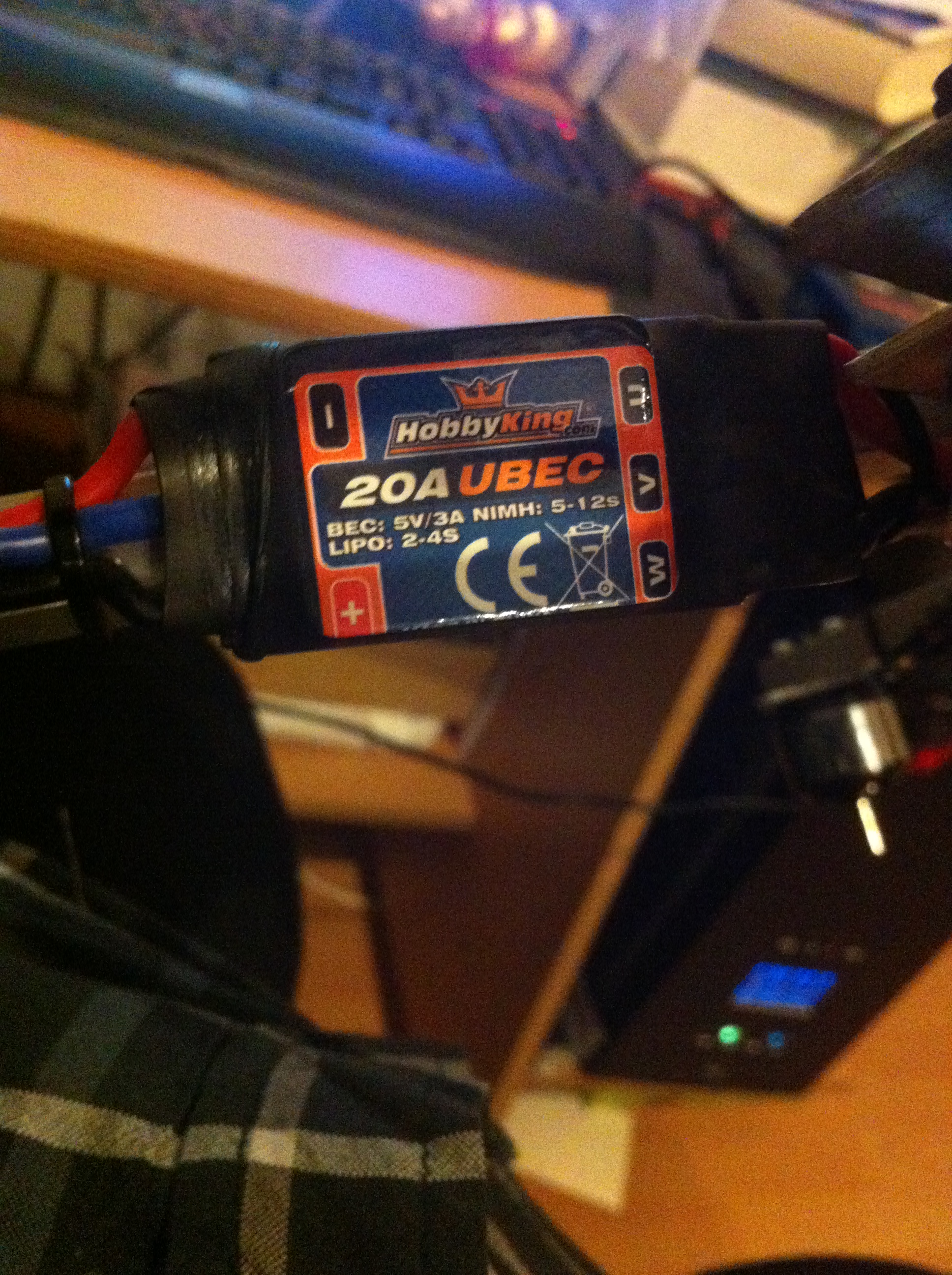 Regler 20A UBEC HK