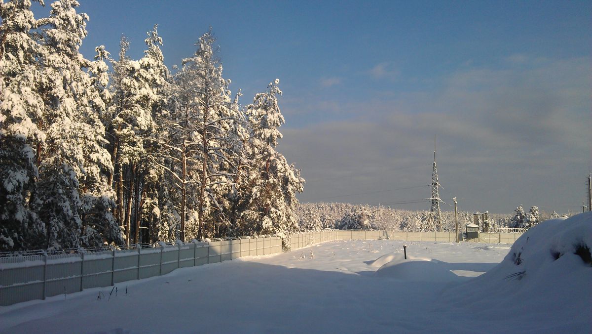 der eigene Hochspannungstraffo, aber wenn die 110kv weg sind hilft der auch nichts