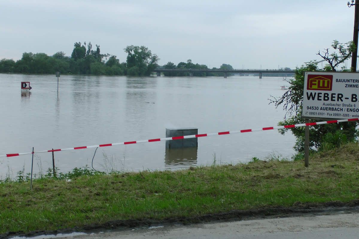 Der verteilerkasten Qualmte und war offensichtlich unter Strom