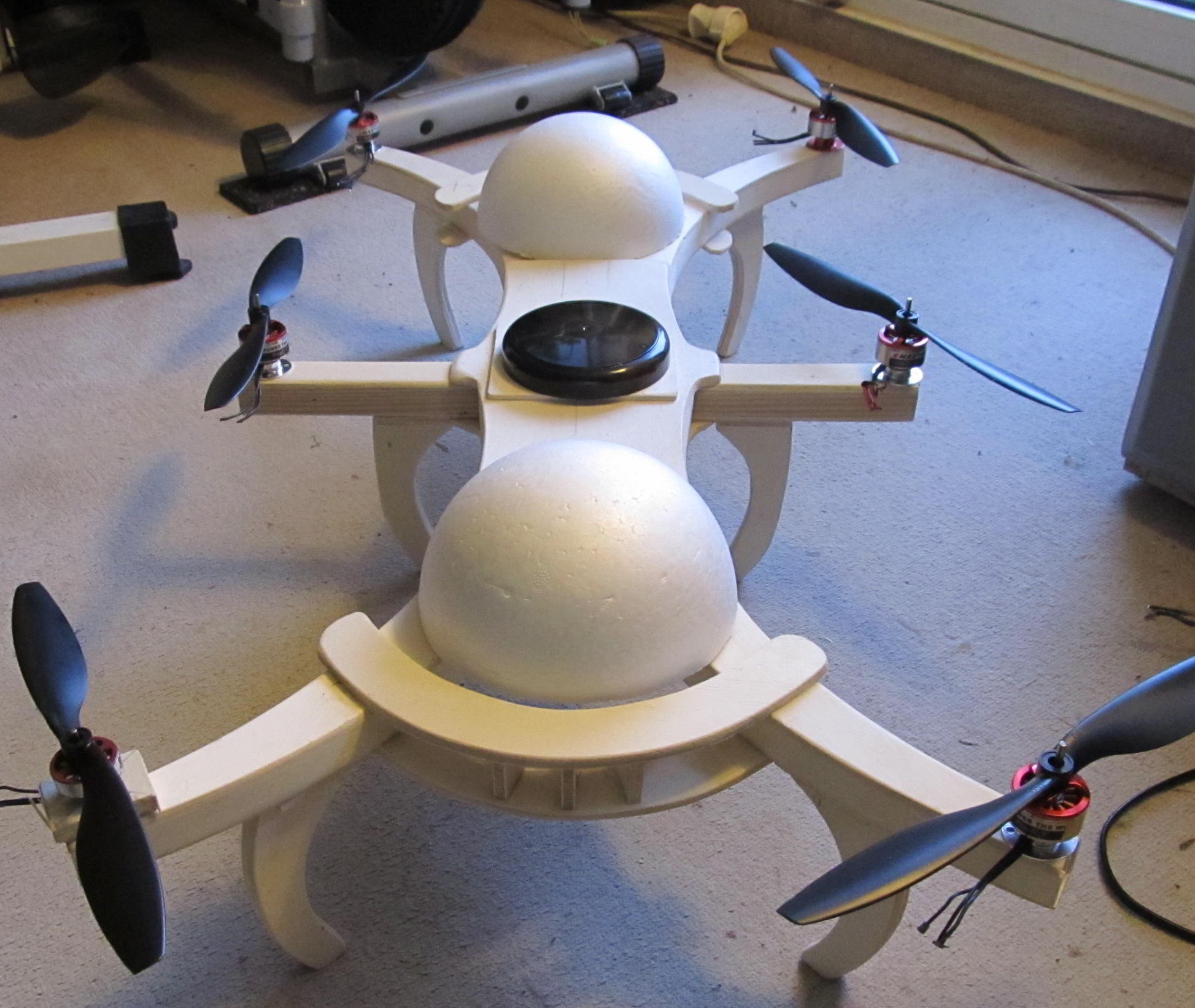 Hexacopter Holz 007a.jpg