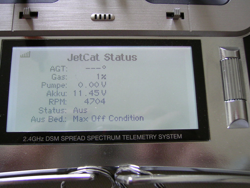 JetCat - mein Favorit, da fast alle relevanten Infos hier angezeigt werden können (min DX9 oder größer)