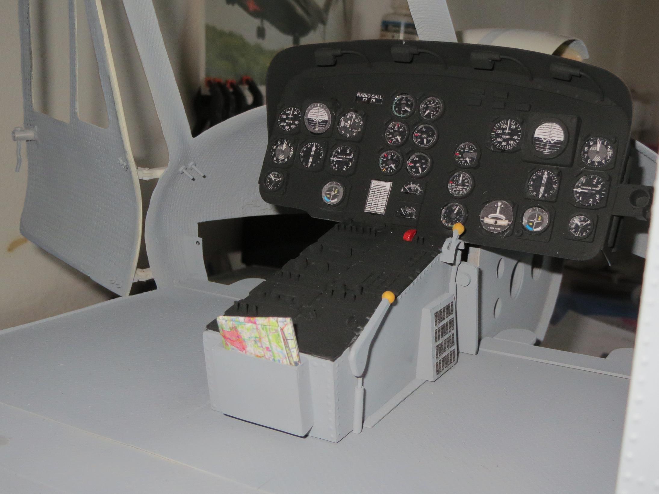 Cockpit Bell UH1D