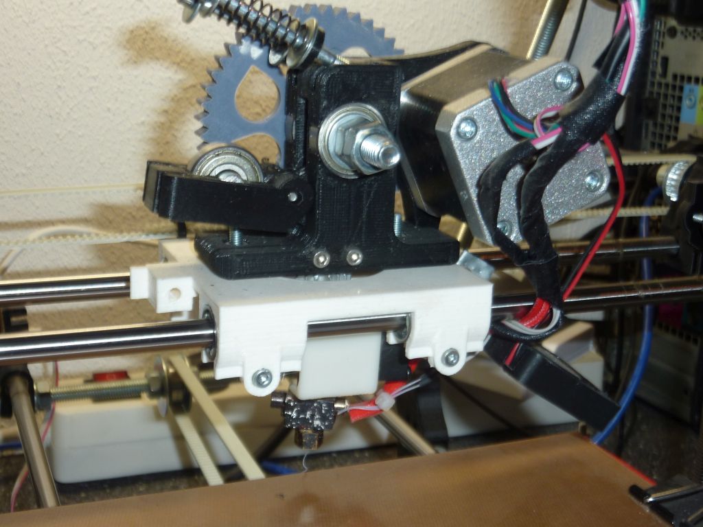 X-Carriage mit Extruder