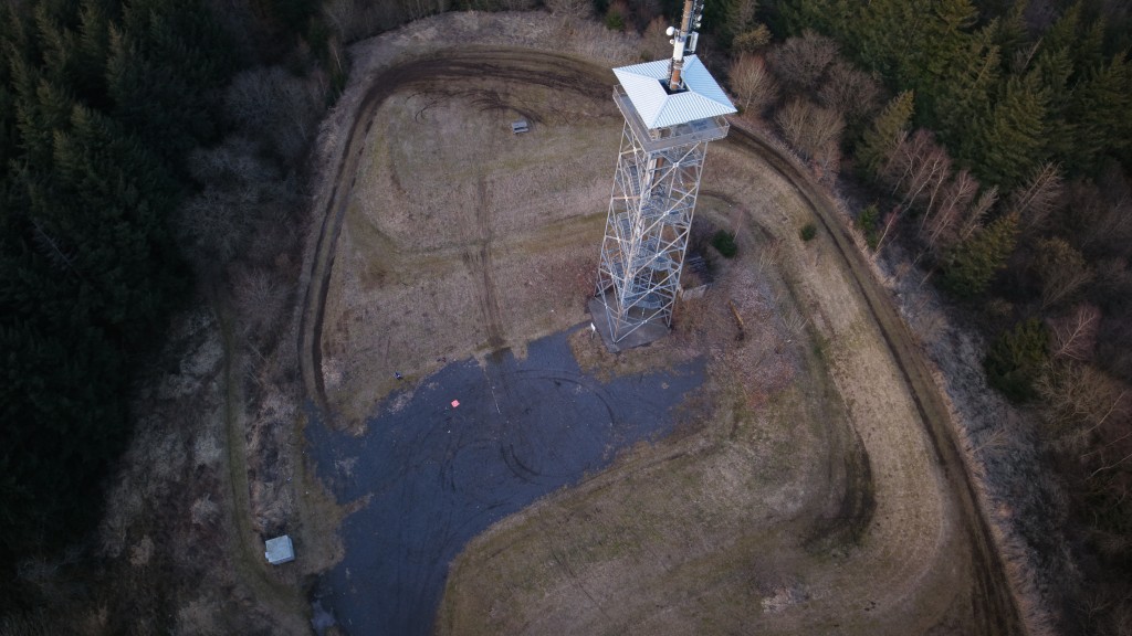 dji_fly_20250302_182832_0008_1740939368445_photo.jpg