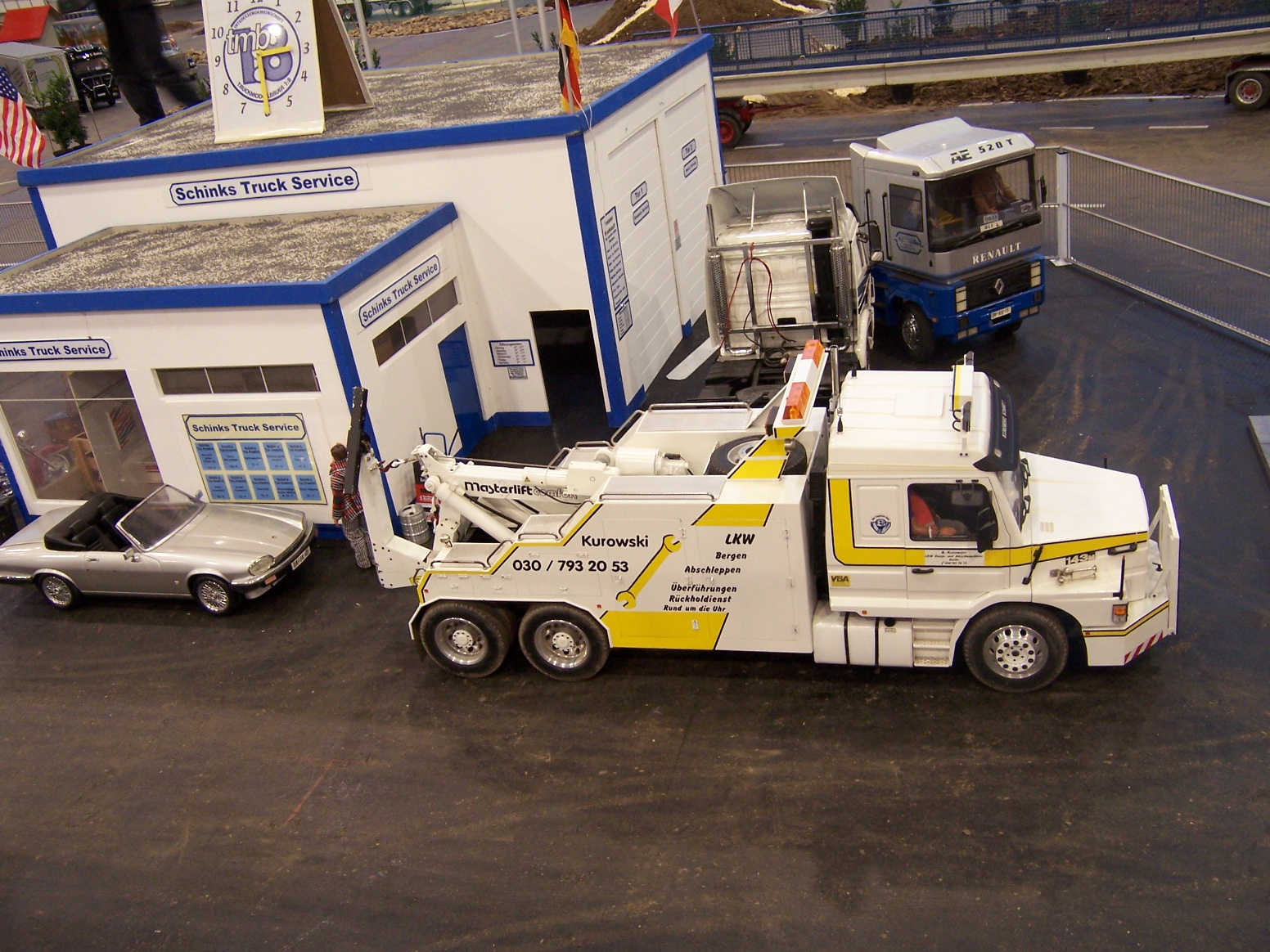 maßstab 1:8