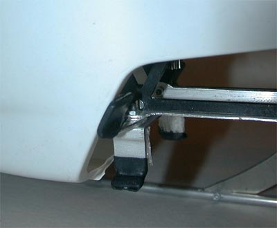 haubenhalter_angebaut_mit_haube1.jpg