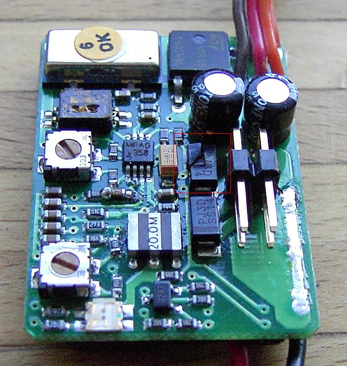 Board von vorne (Defekt markiert)