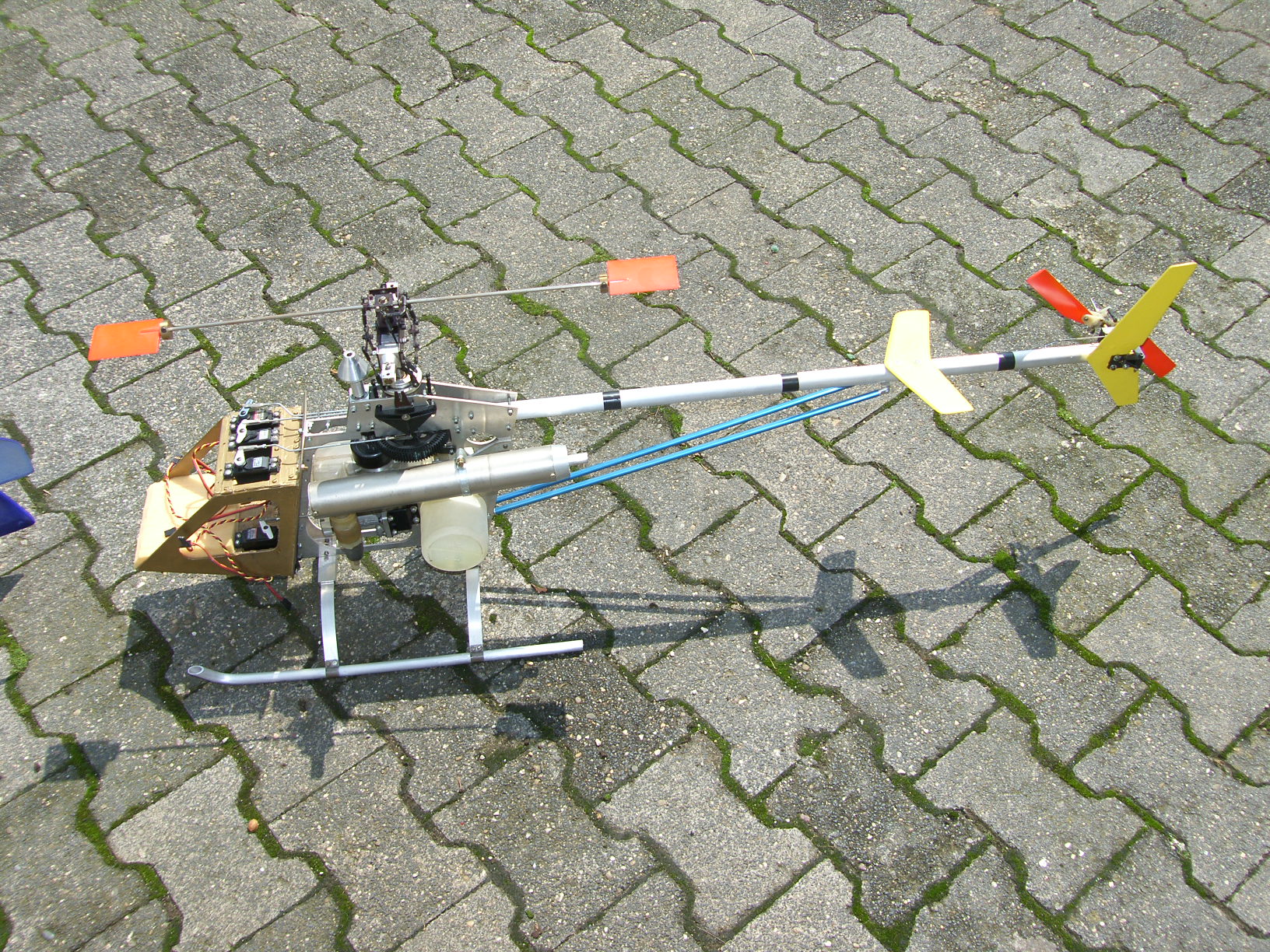sh100393.jpg