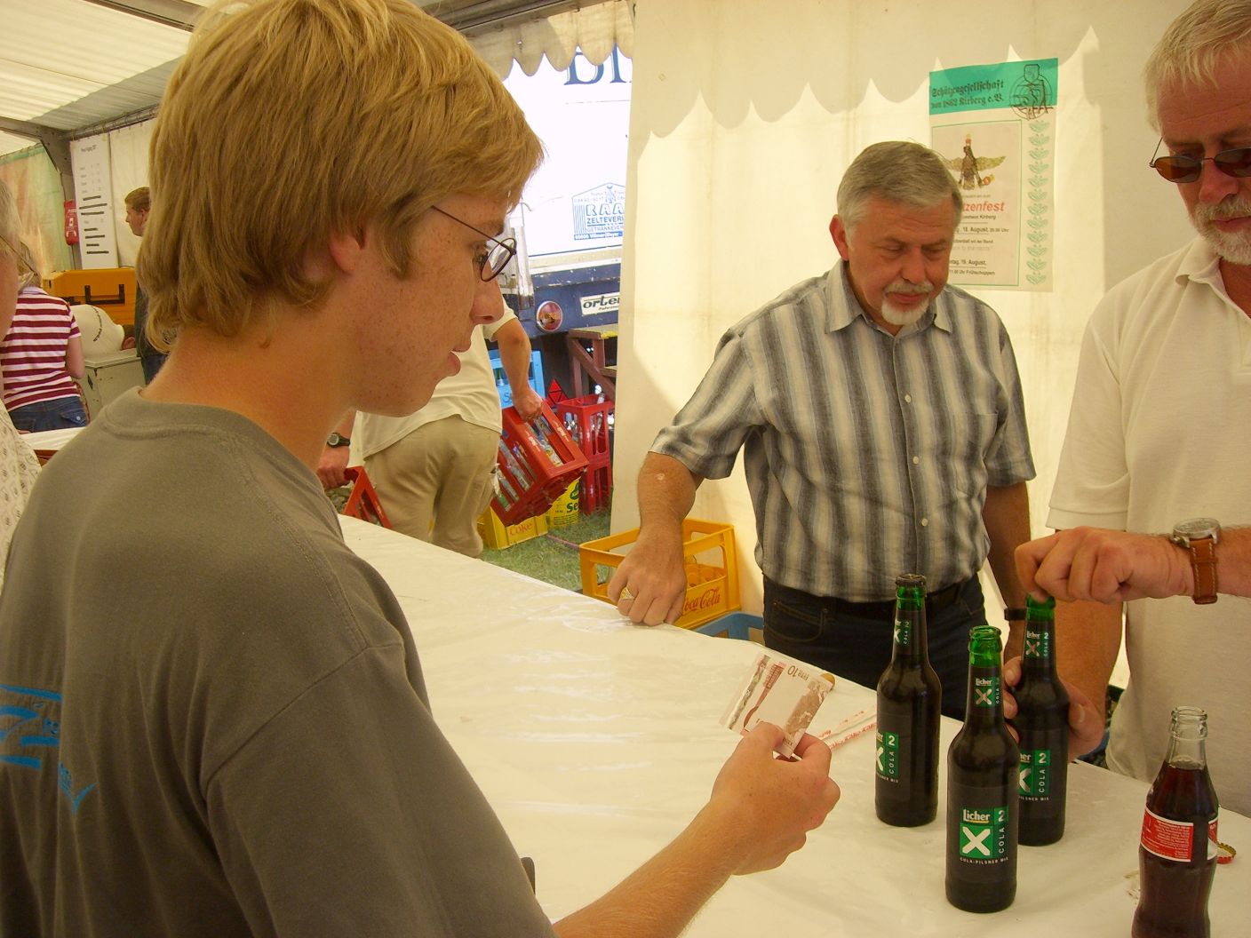 Wehe der erzählt noch mal was vonwegen er würd kein Bier vertragen...