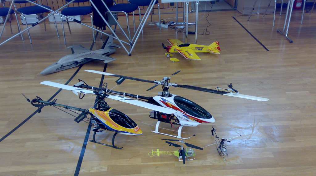 Raptor90SE_vs_PicooZ.jpg