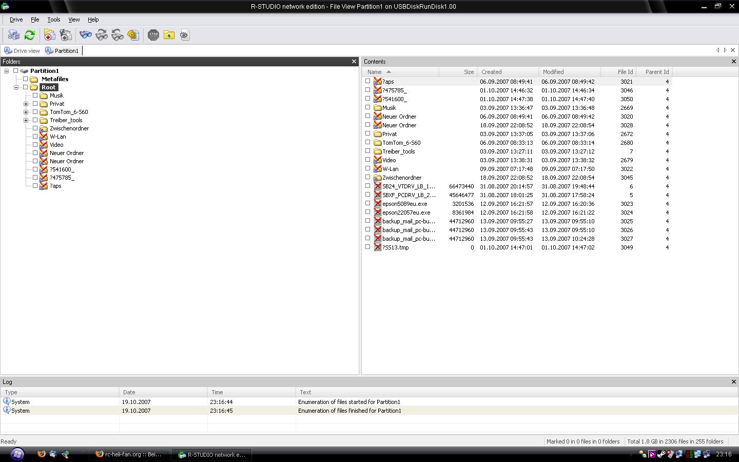hier das programm die roten mit x sind shcon lange gelöscht sieht man auch net unter w-doof... wahrscheinlichkeit ist gute wenn man nicht viel daten drüber geschrieben hat, oder formatiert ... kein heilmittel, aber  so manche daten gerettet ... keine gara