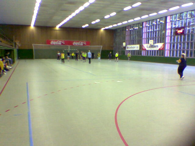 Halle.jpg