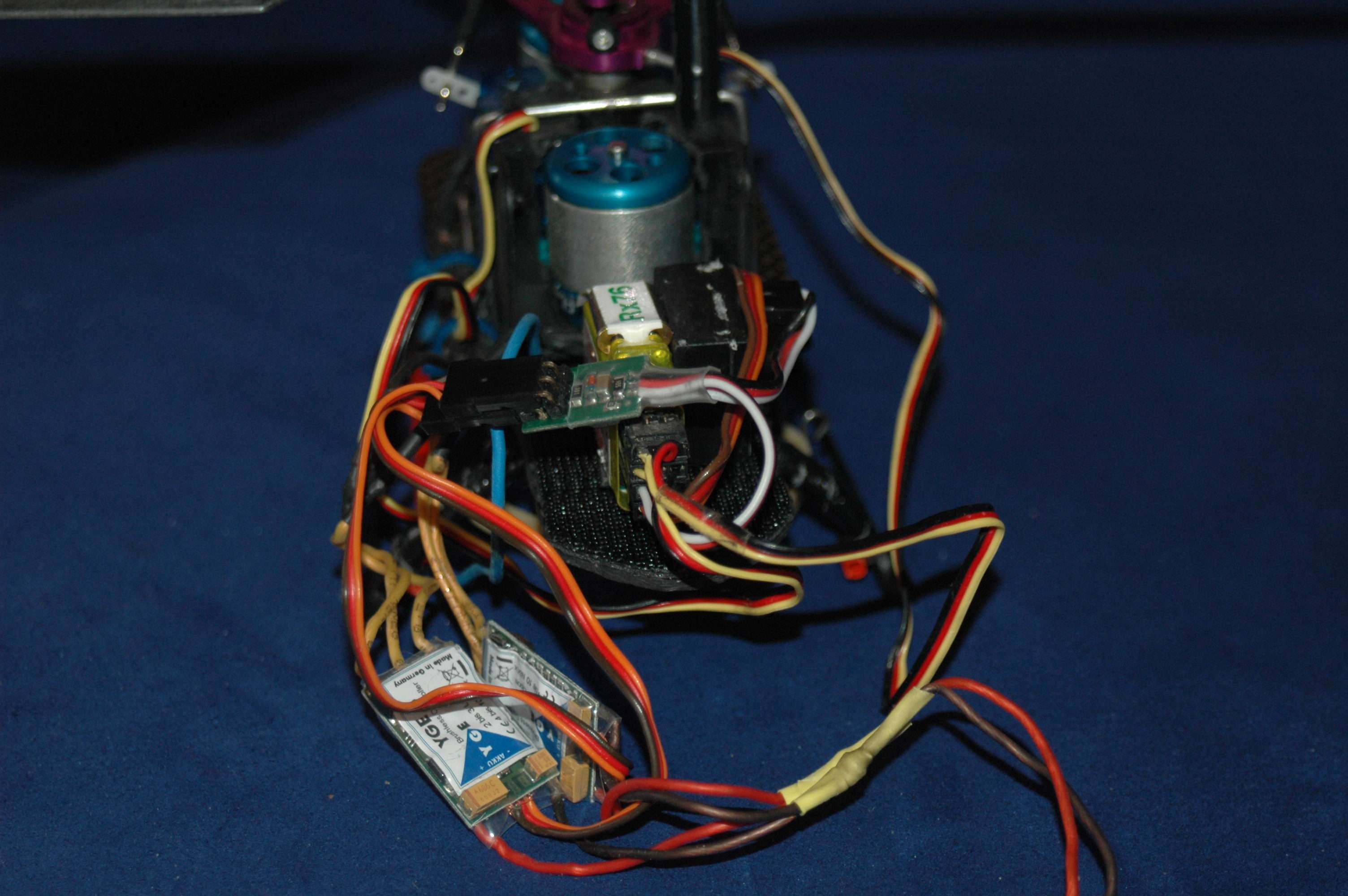lama-v3-rc.jpg