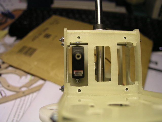 20071208_Servo_hi.JPG