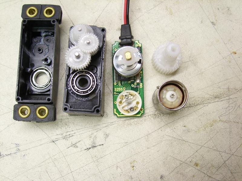 Servo S9257.jpg