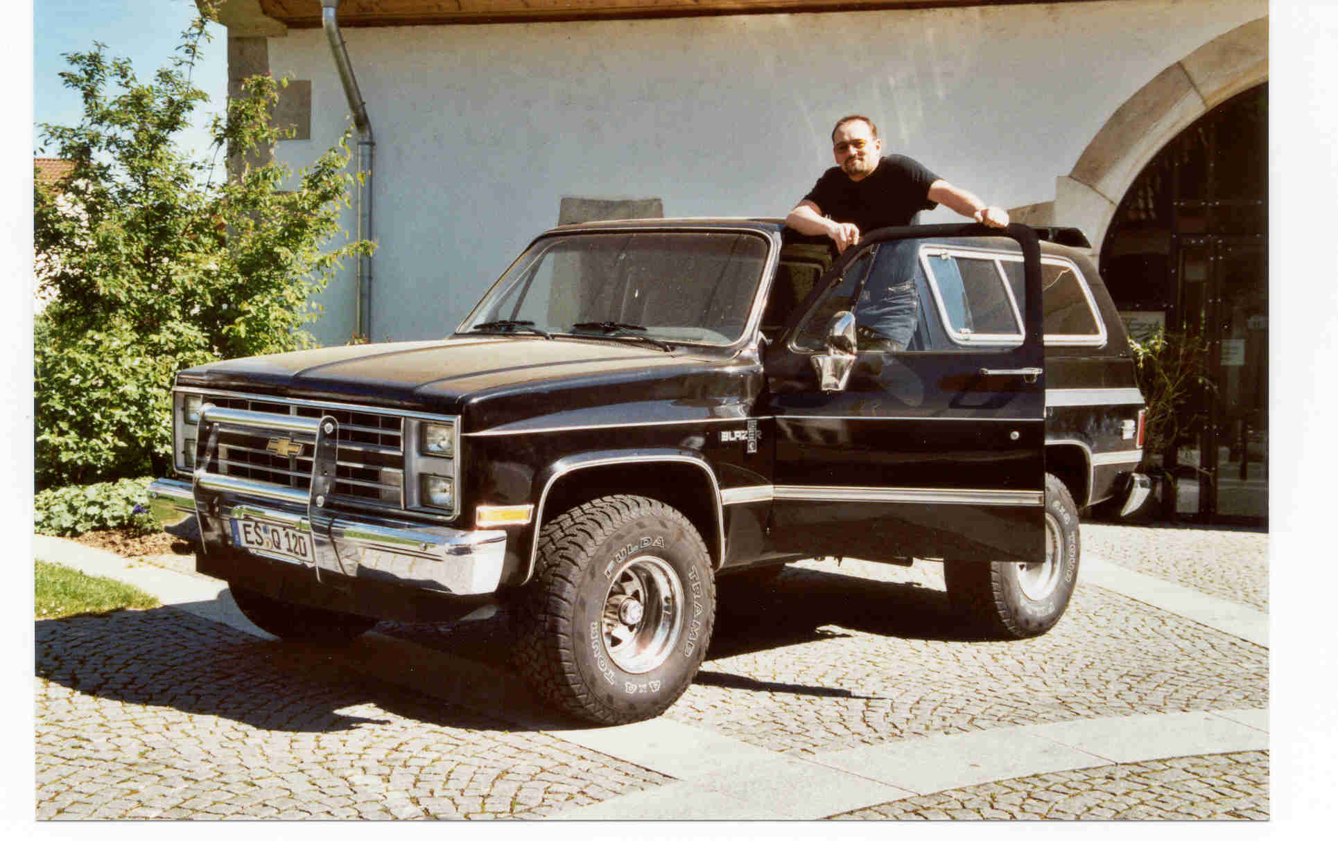 Blazer 1.jpg