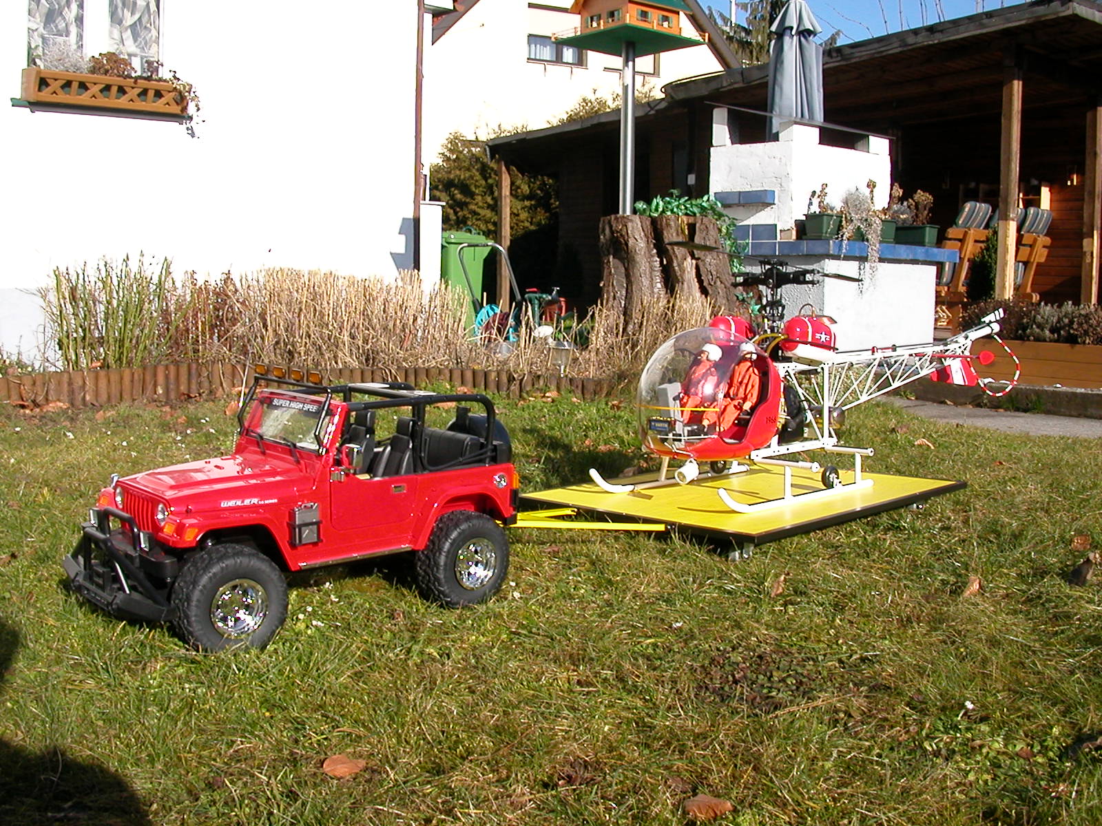 Trailer 001.jpg