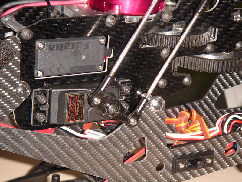 servo9252.jpg