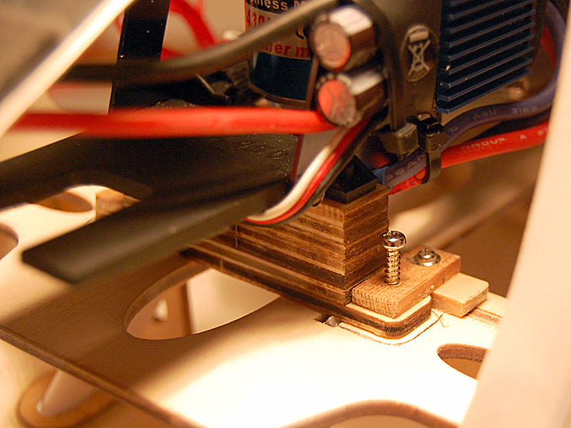 So wird ide Mechanik fixiert