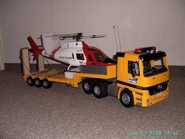 LKW und Helis 001.jpg