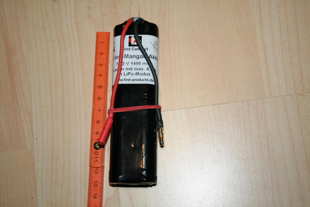 4S1P - 15,2 / 16,8 V , 1400 mAh