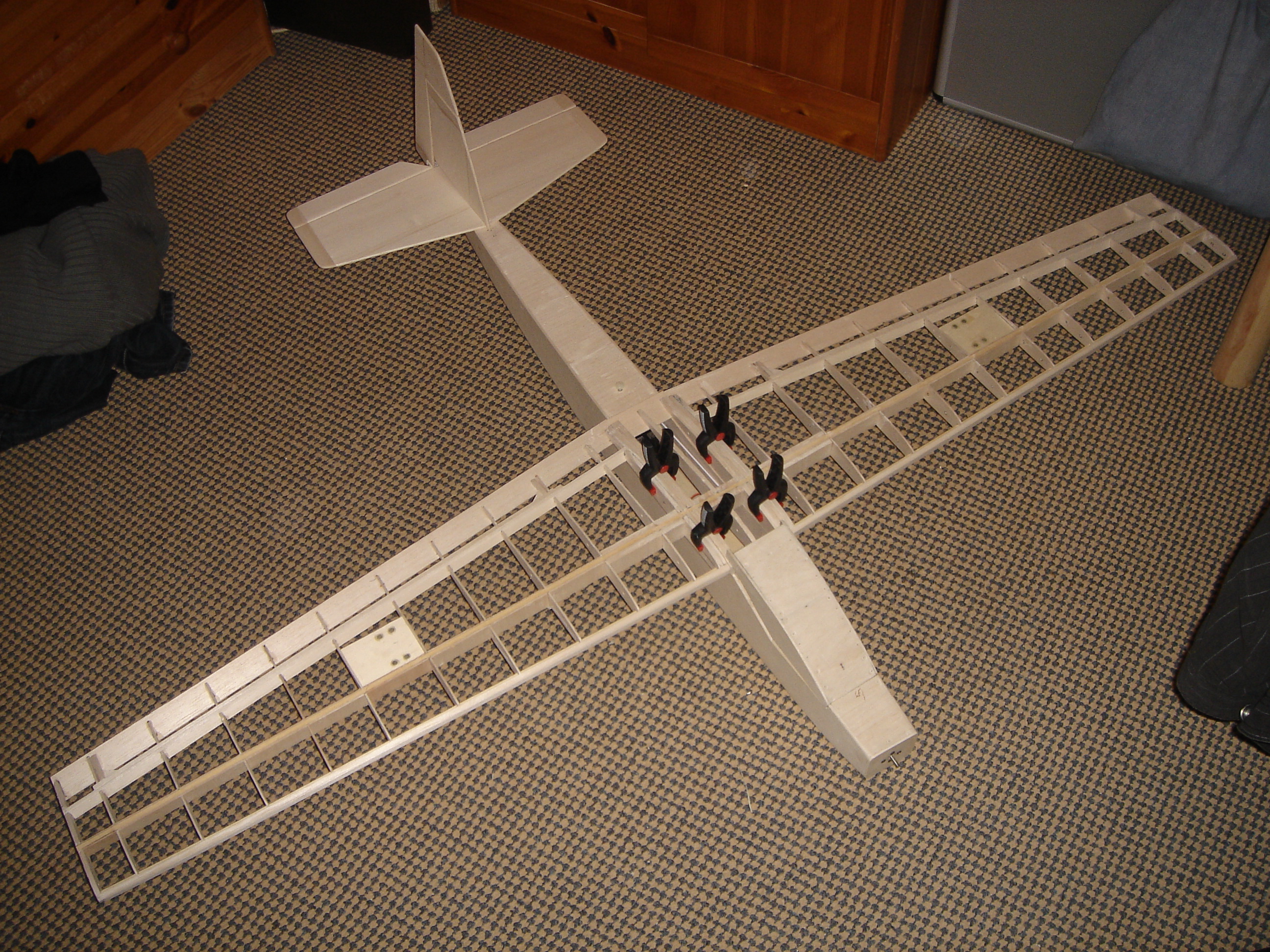 Balsa-Flieger 108.jpg