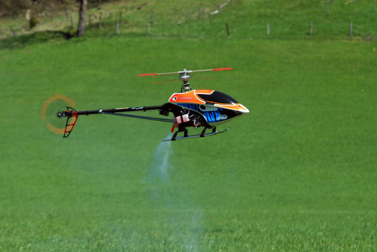 Ein Rappi dessen Heck sich dann im Flug auflöst. Vom Absturz gibt es keine Fotos, da ging ich auf Tauchstation...