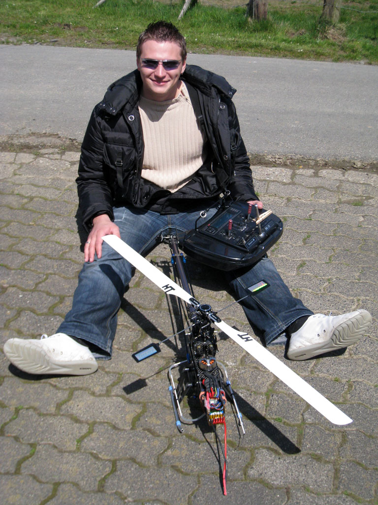 Vitalij Crossover sitzen.jpg