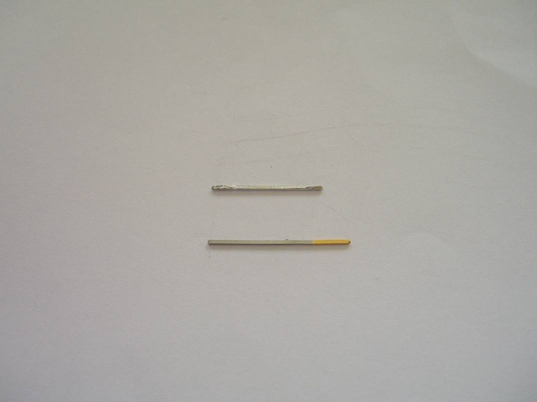 Originalstifte waren in meinem Sender 18 mm lang und es müssen 22 mm rein ! !
