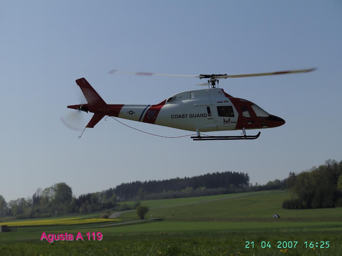 Agusta  A 119 Graupner 007.jpg