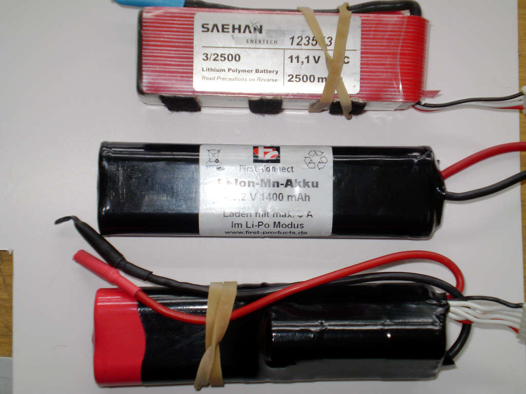 von oben nach unten : 3S Lipo / 4S FC-1400 / 5S A123-1100
