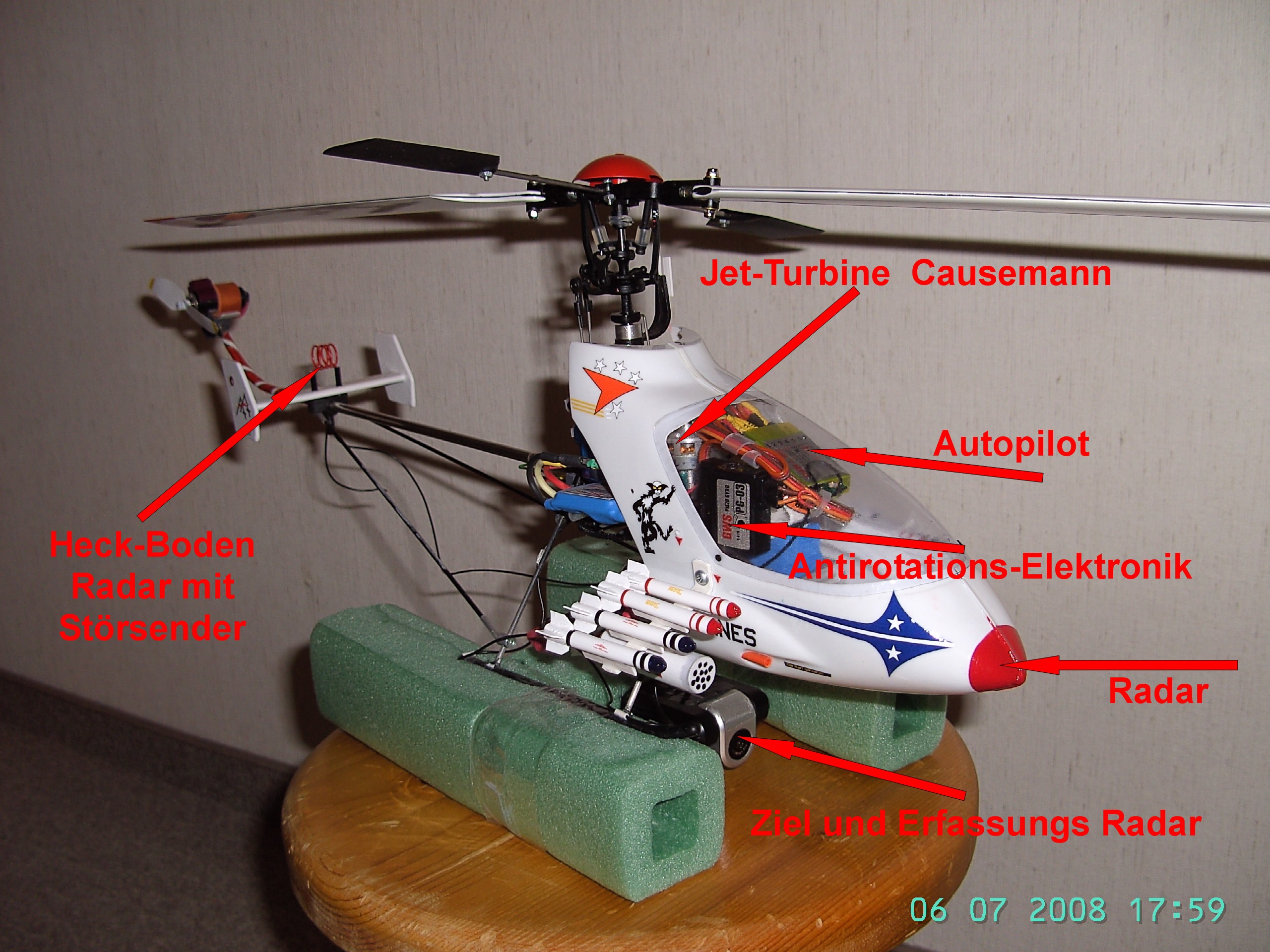 Piccolo , Kampf Heli 012.jpg