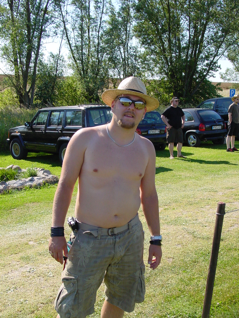 Tino (Hut siehe Basti 205)