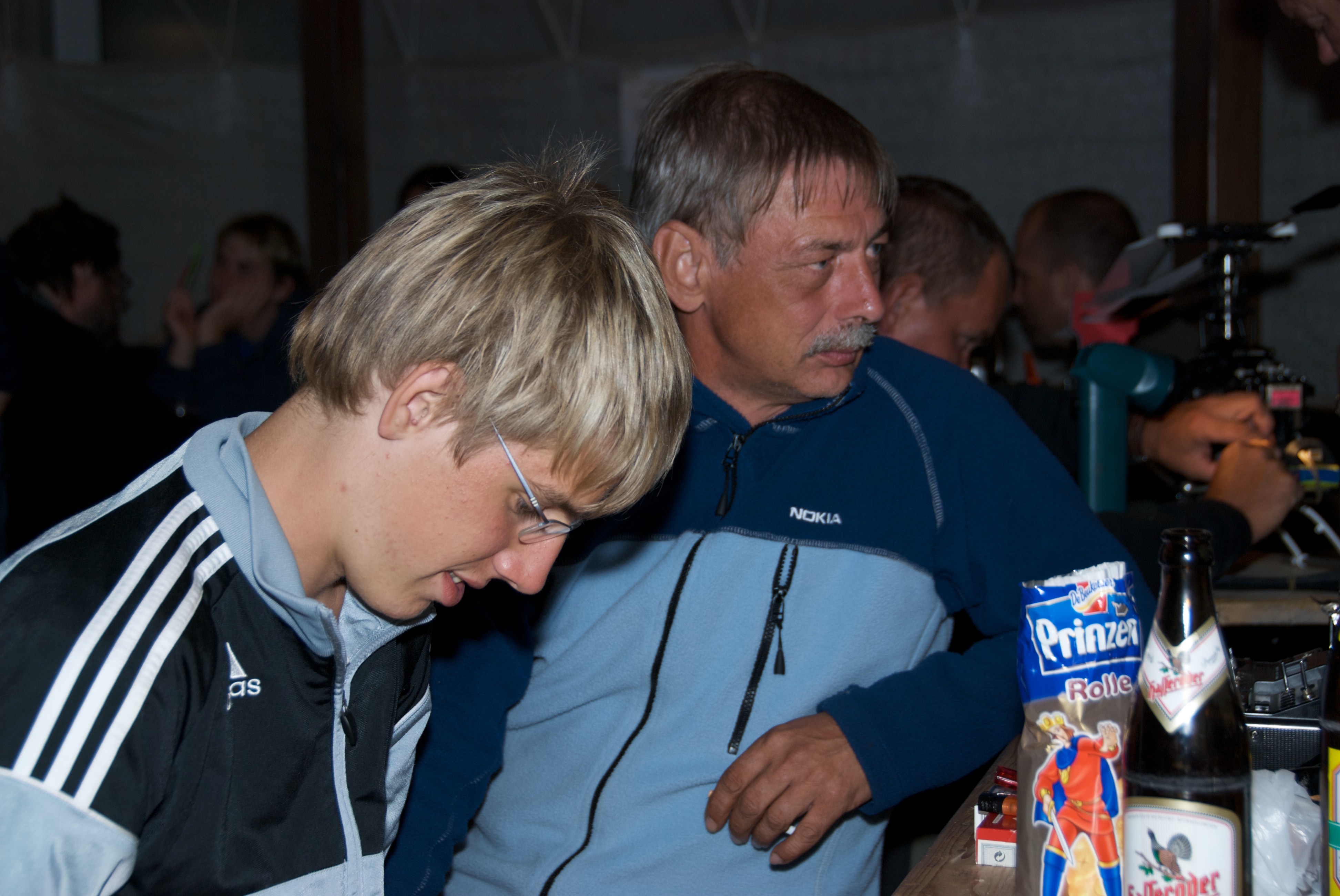 Adidas und Nokia (Jan und Tilo)