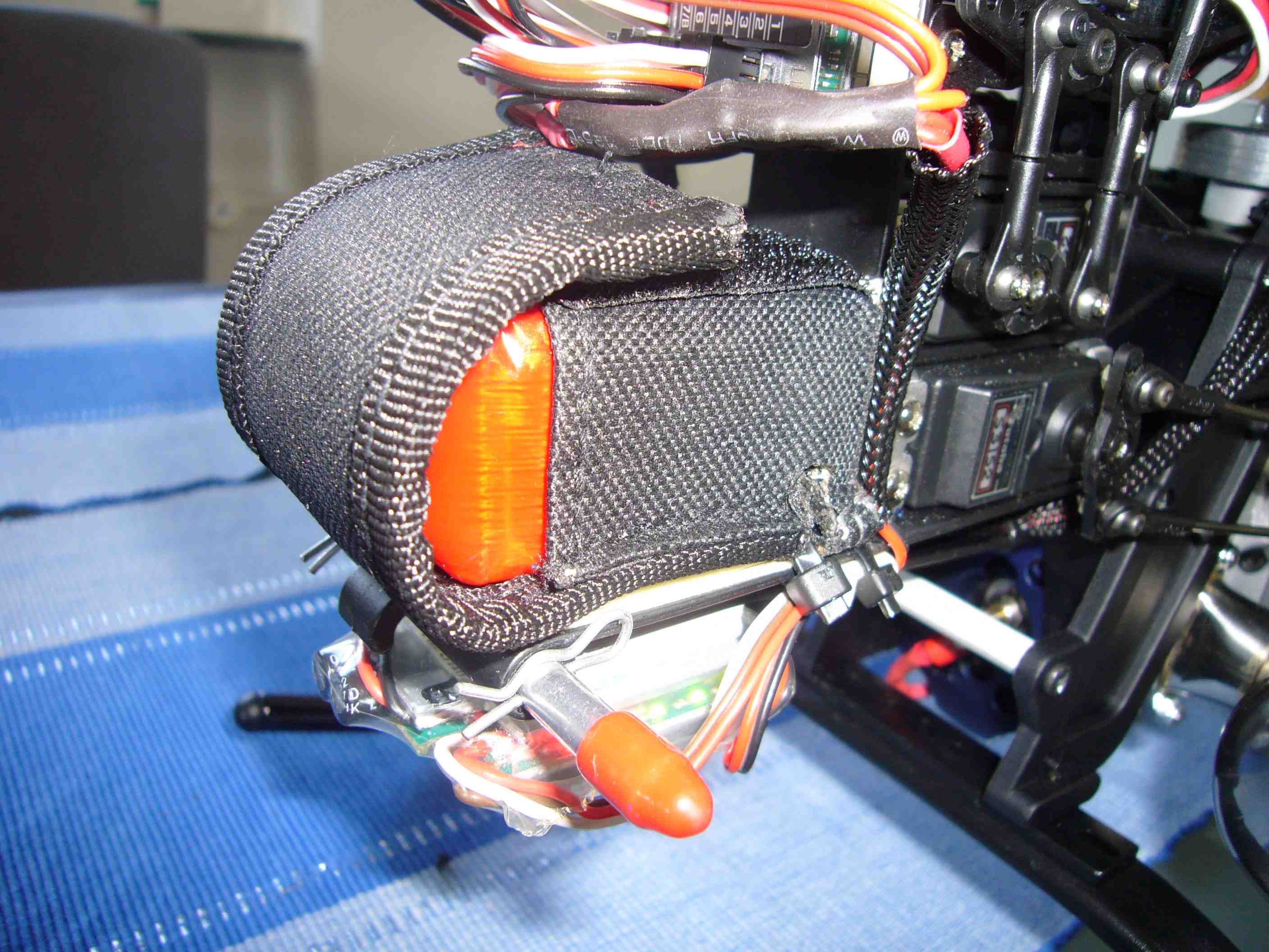 Lipo-Safe-bag-onboard1.JPG